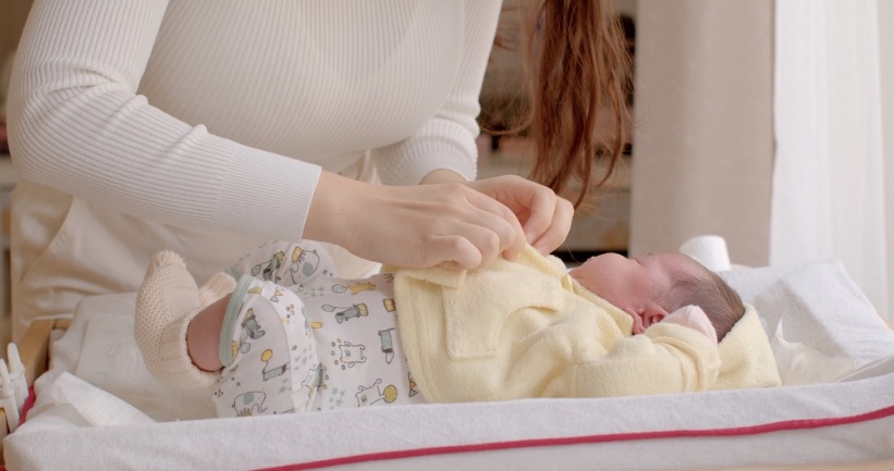 ¿qué marcas de ropa para bebé españolas existen? todo sobre ellas
